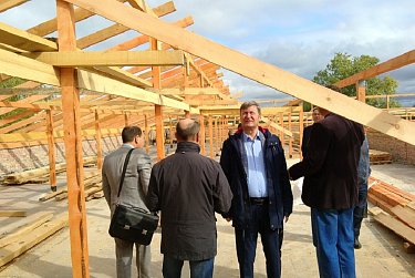 Депутаты проконтролировали ремонт Желтинской школы
